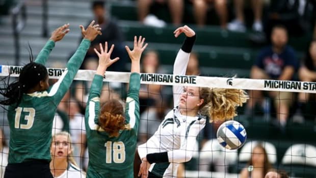 Michigan State Volleyball (PHOTO:  MSU SID)